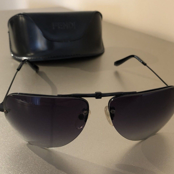 Fendi Other - Fendi FS475M Aviator Sunglasses Designer